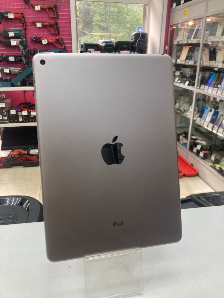 Планшет Apple iPad Air 2 A1566