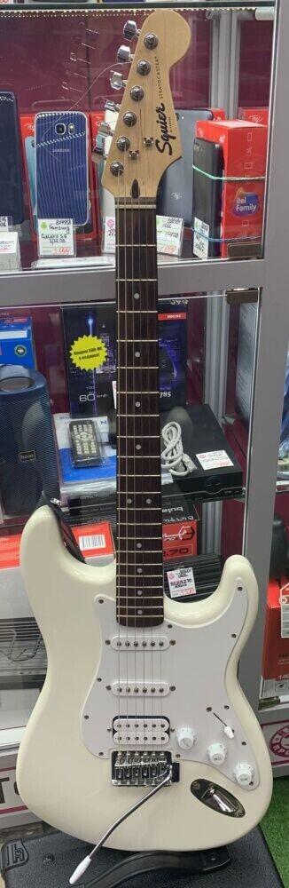 Электрогитара FENDER Squier