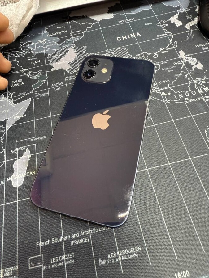 Смартфон iPhone 12 128 Gb