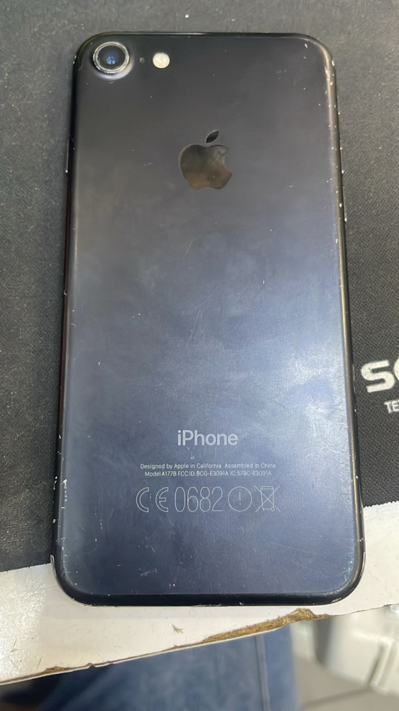 Смартфон iPhone 7 128Gb