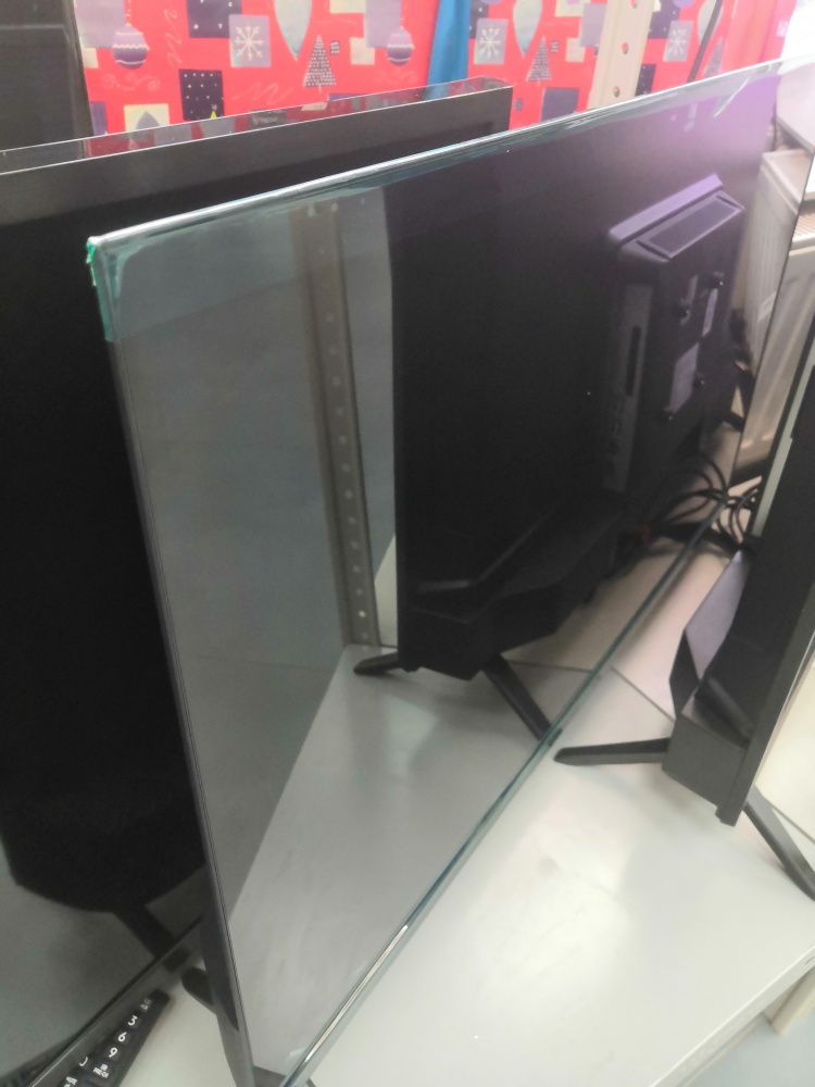 Телевизор razz 32" smart