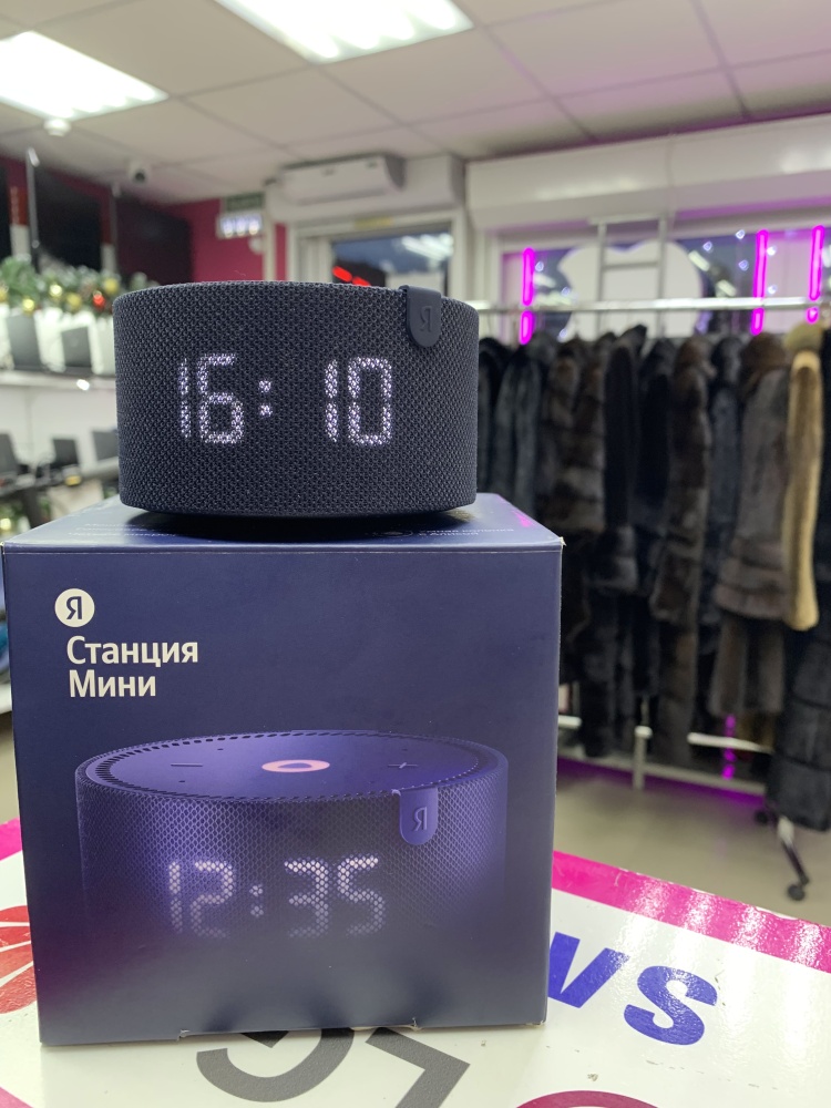 Акустика Яндекс-станция Алиса мини с часами