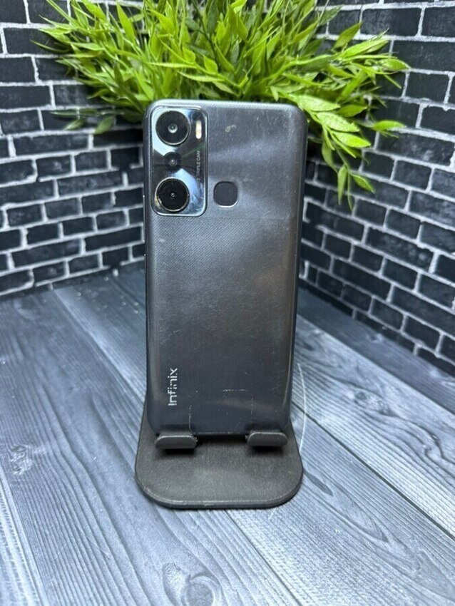 Мобильный телефон Infinix hot 20i 4-128gb