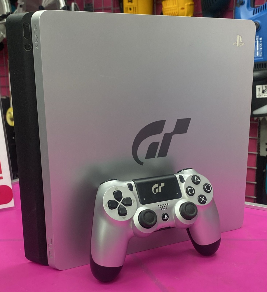 Sony PlayStation 4 slim 1tb Gran Turismo Limited Edition