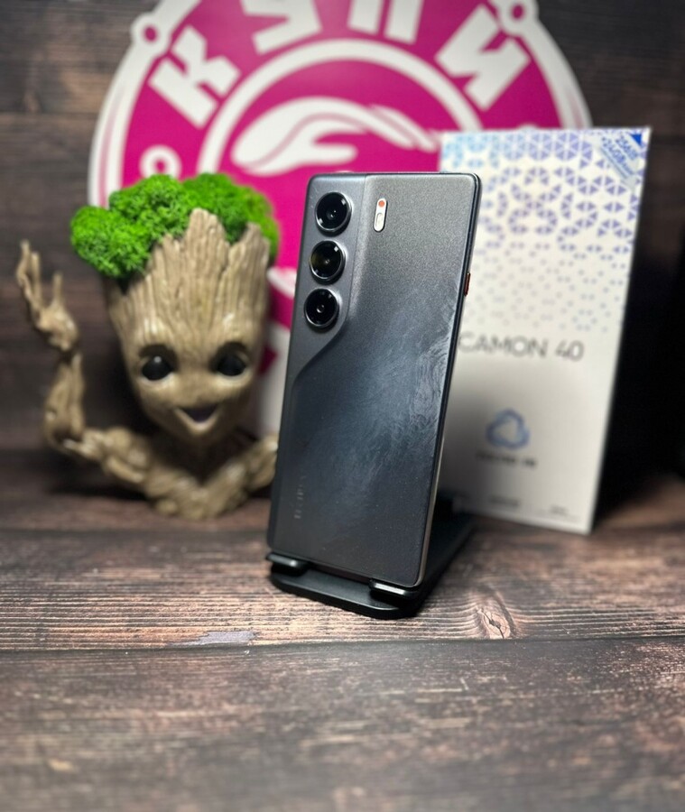 Мобильный телефон Tecno Camon 40 12/256gb
