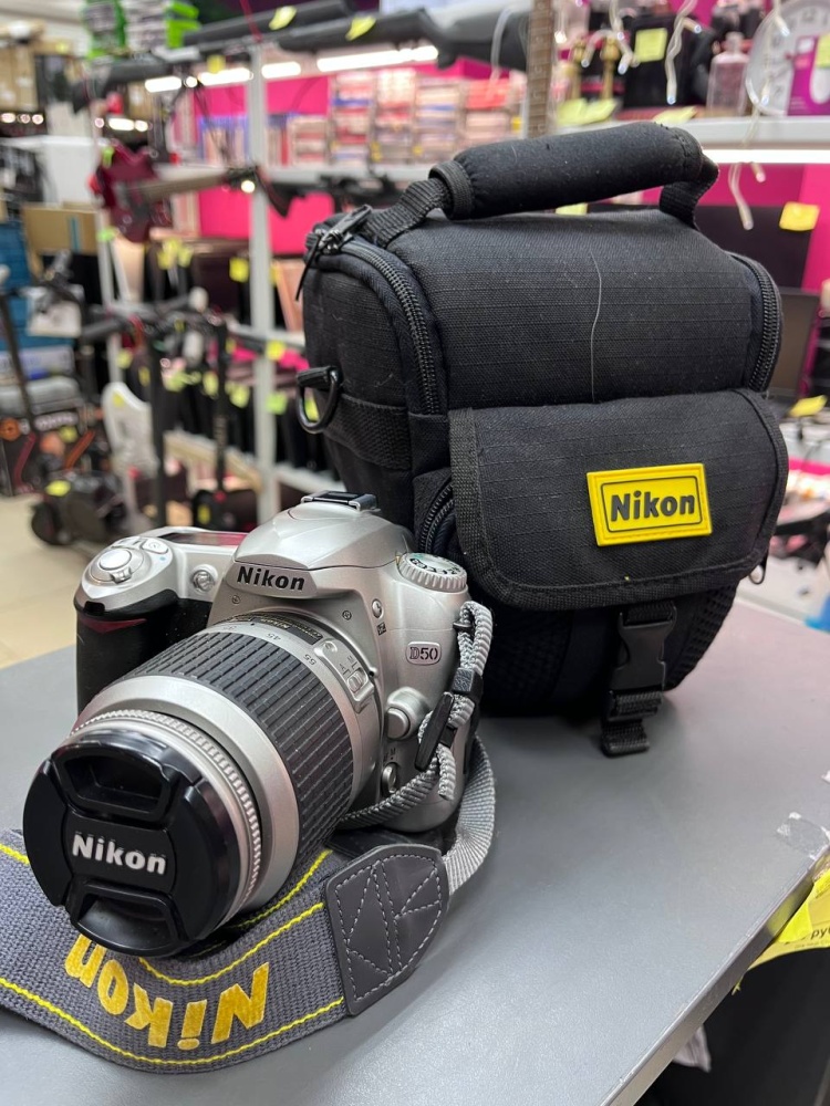 Фотоаппарат Nikon D50