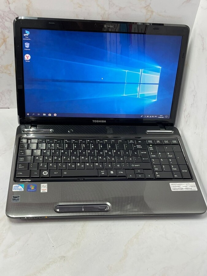 Ноутбук Toshiba