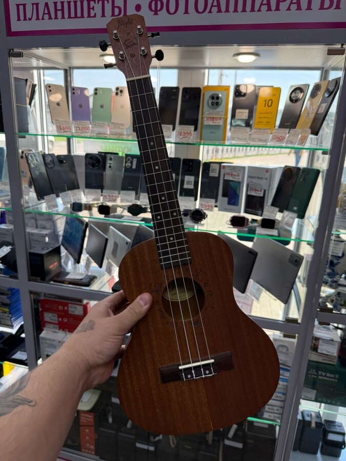 Окулеле Fight