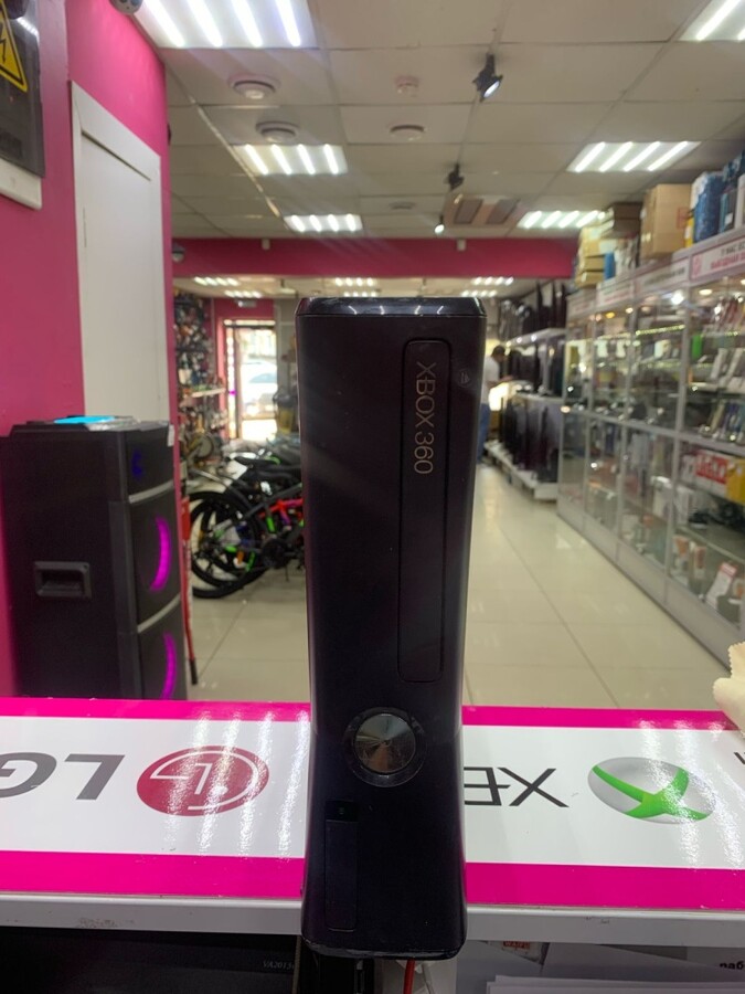 Игровая приставка XBOX 360(256gb)