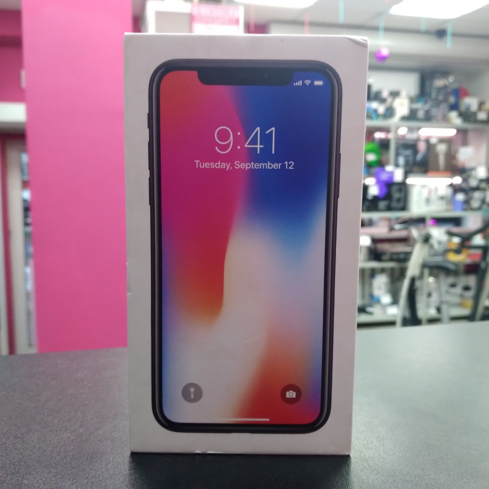 Смартфон iPhone X 256Gb