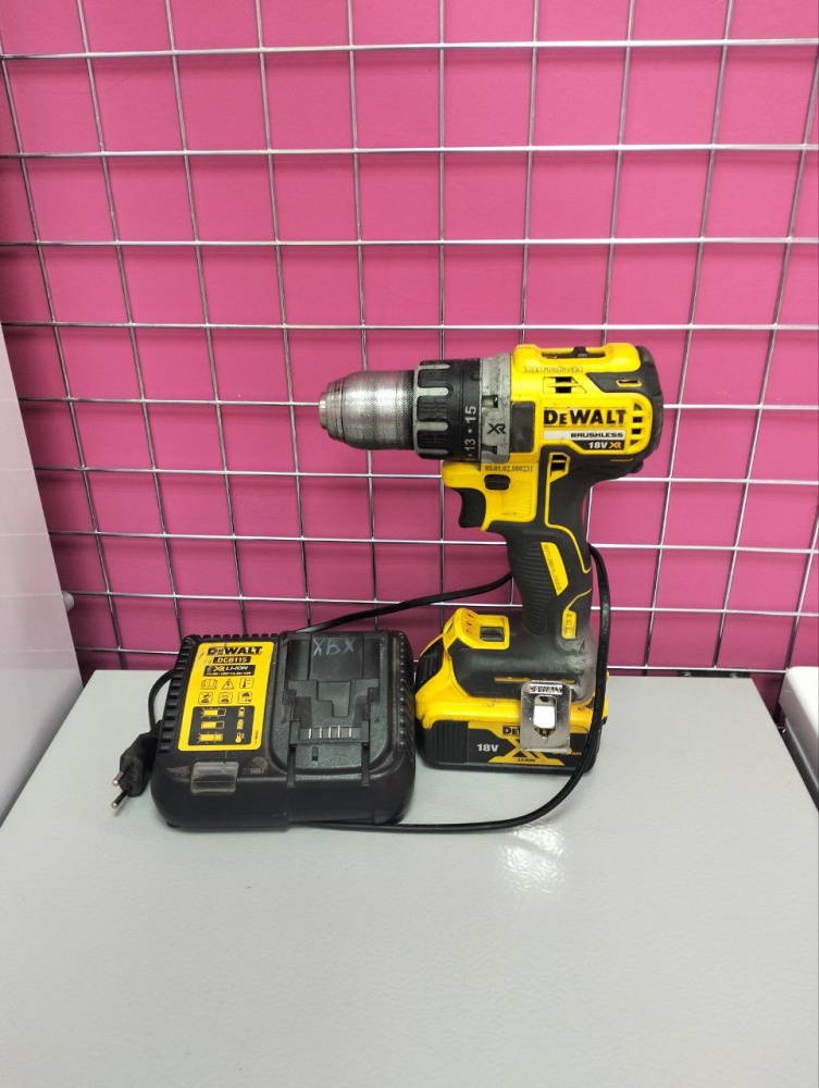 Шуруповерт DEWALT DCD791