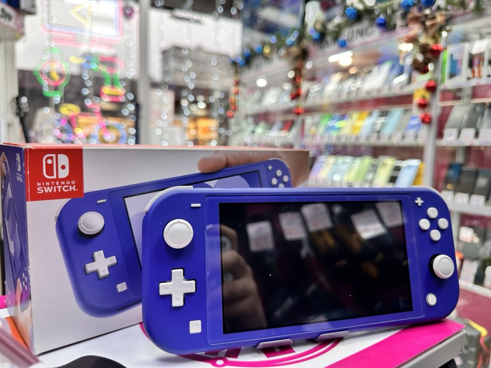 Игровая приставка Nintendo Switch lite 32gb прошитая