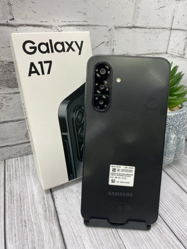 Смартфон Samsung A17 8/256 GB