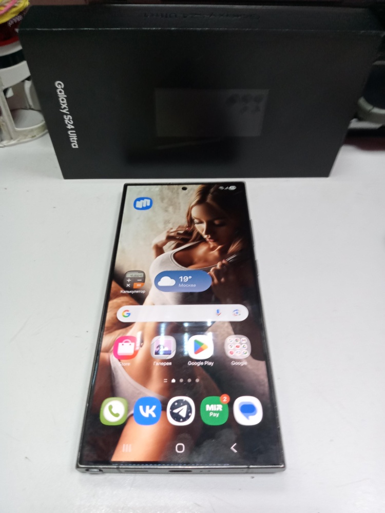 Смартфон Samsung S24 ultra