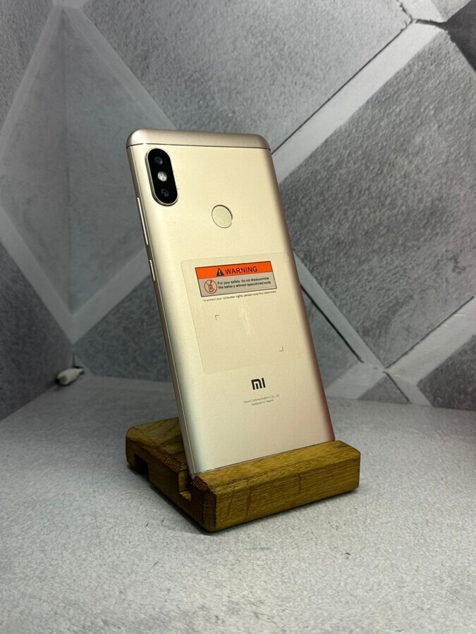 Смартфон Xiaomi Redmi note 5 6/64
