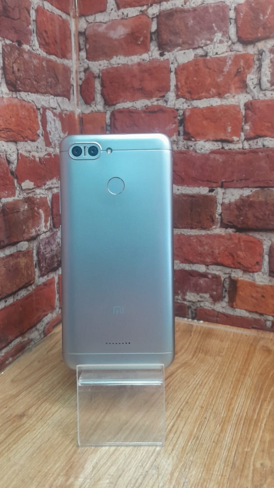 Смартфон Xiaomi Redmi 6