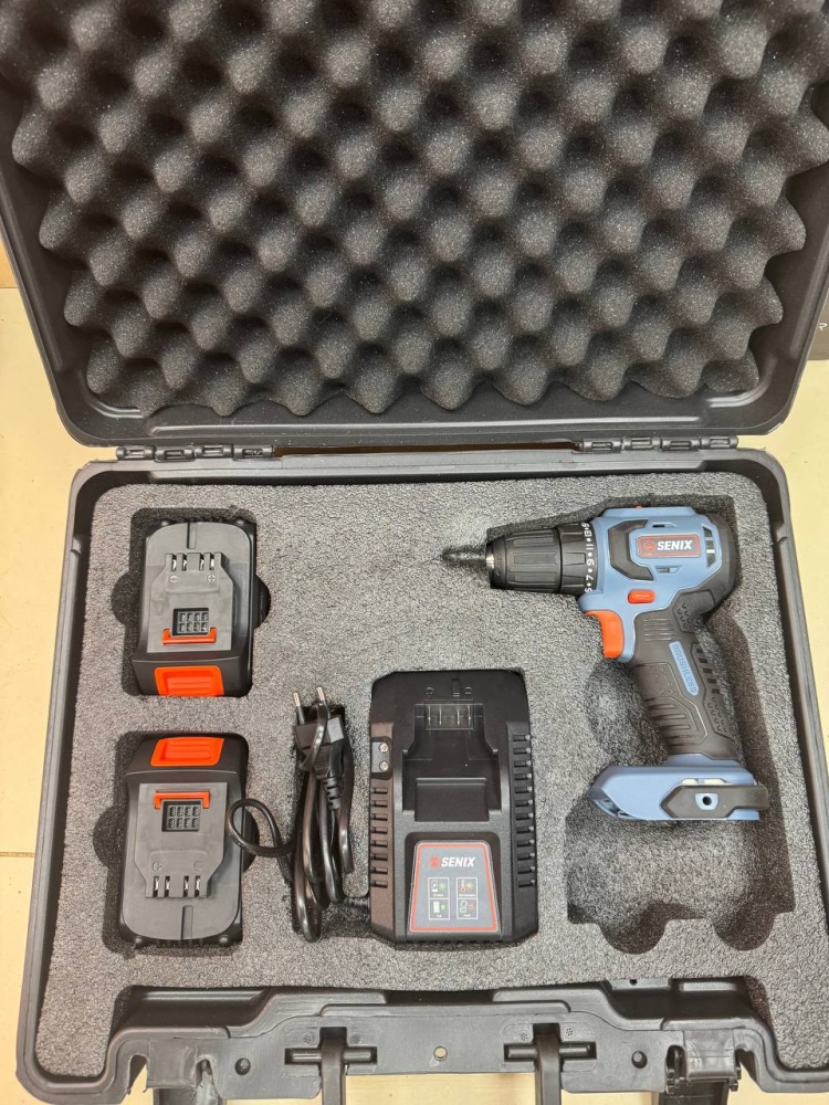 Шуруповерт Senix pddx2-m3-eu