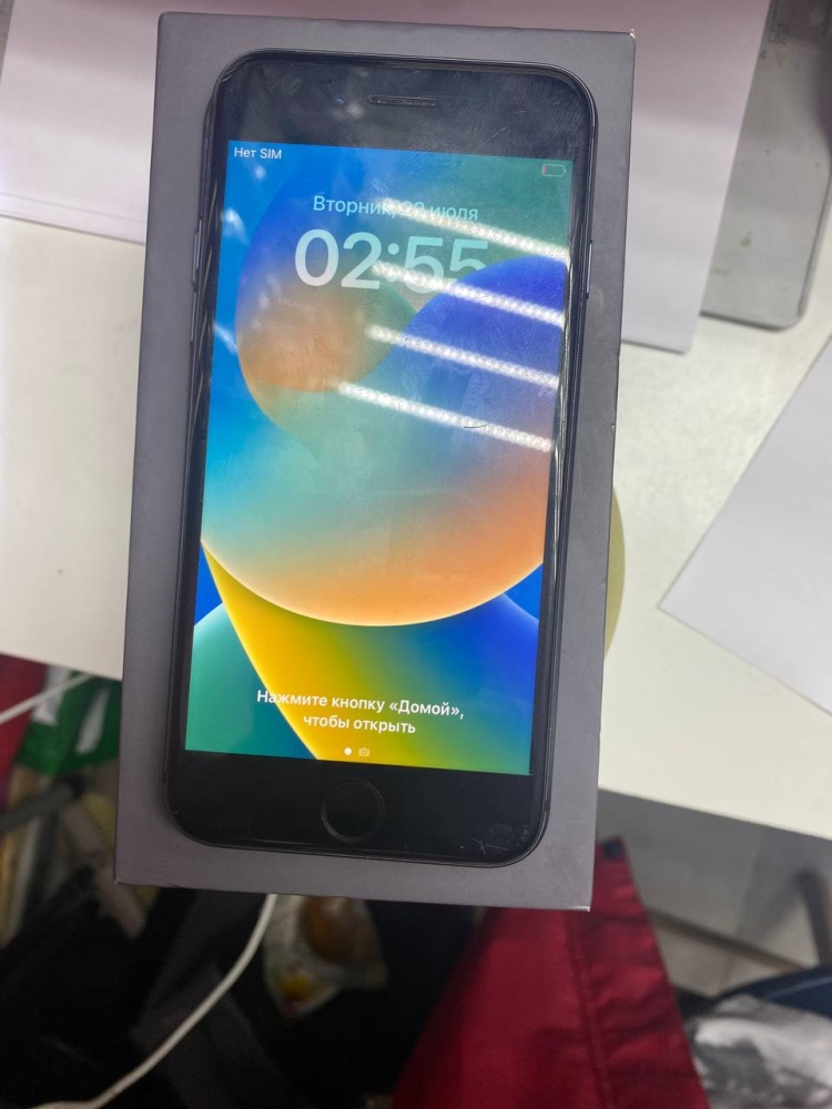 Смартфон iPhone 8 64 Gb