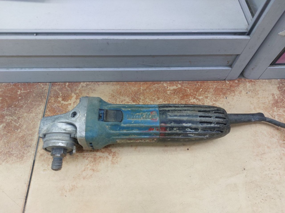 УШМ (Болгарка) mAKITA 125