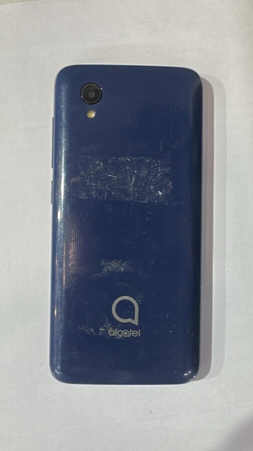 Мобильный телефон Alcatel