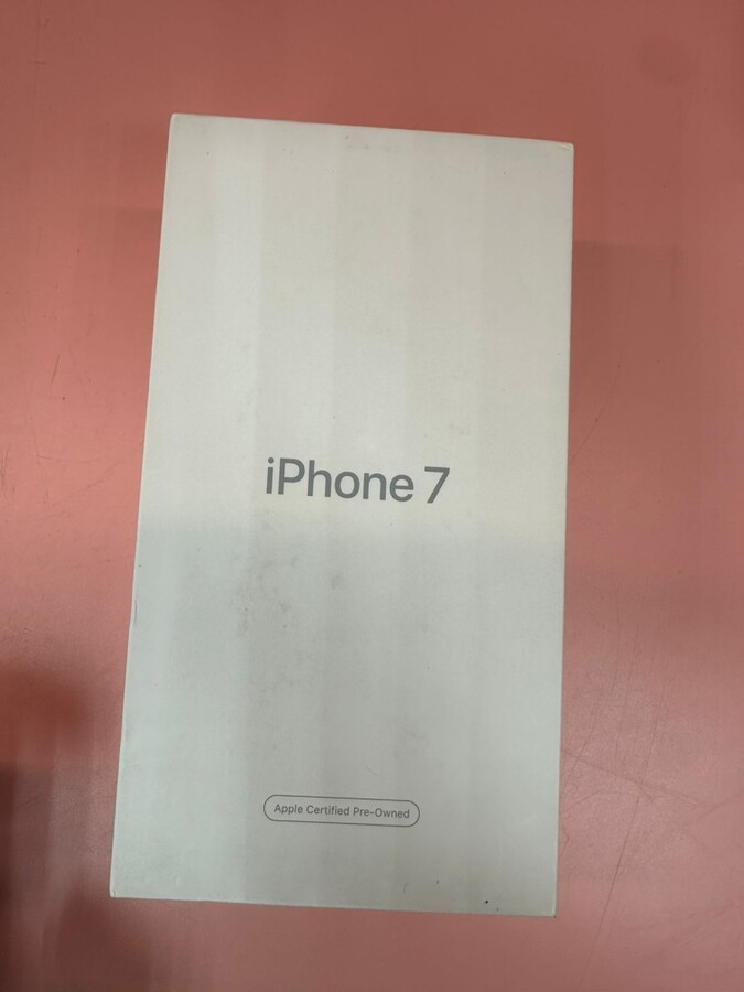 Смартфон iPhone 7 256Gb