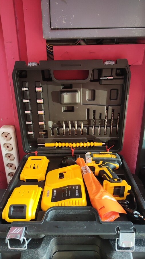 Шуруповерт Zuhouse 24V*2шт