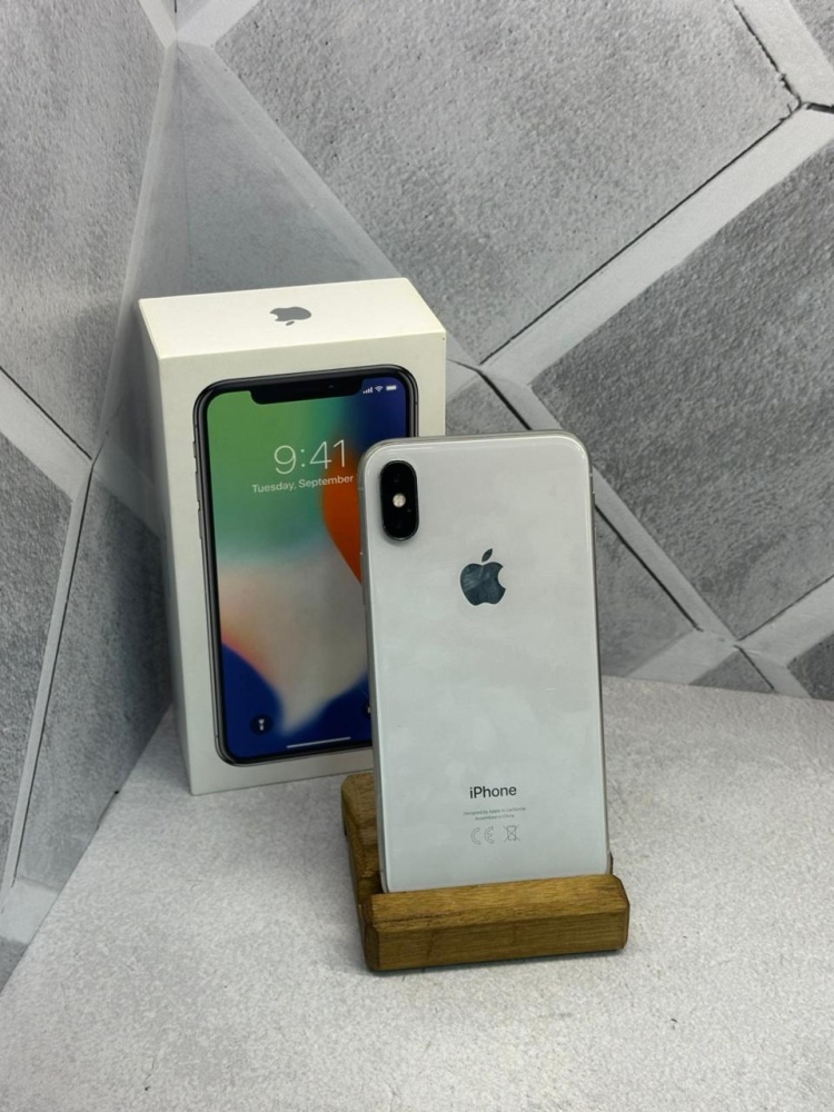 Смартфон iPhone X 256Gb