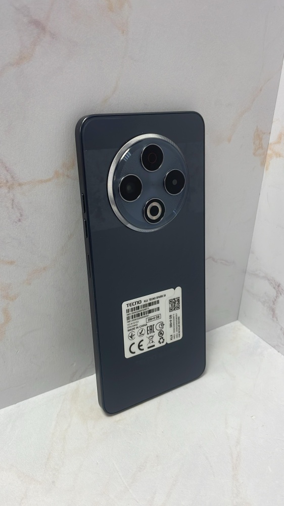 Мобильный телефон Tecno Spark 30 8/256