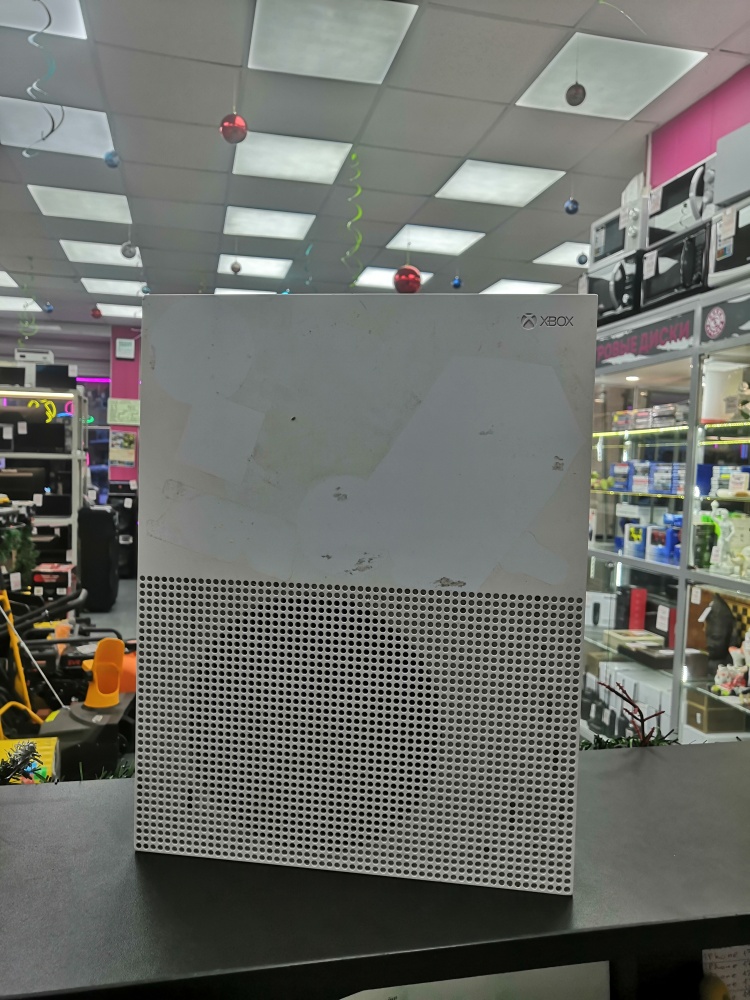 Игровая приставка XBOX ONE S