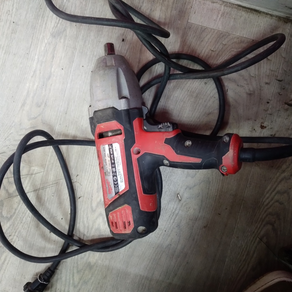 Гайковерт milwaukee