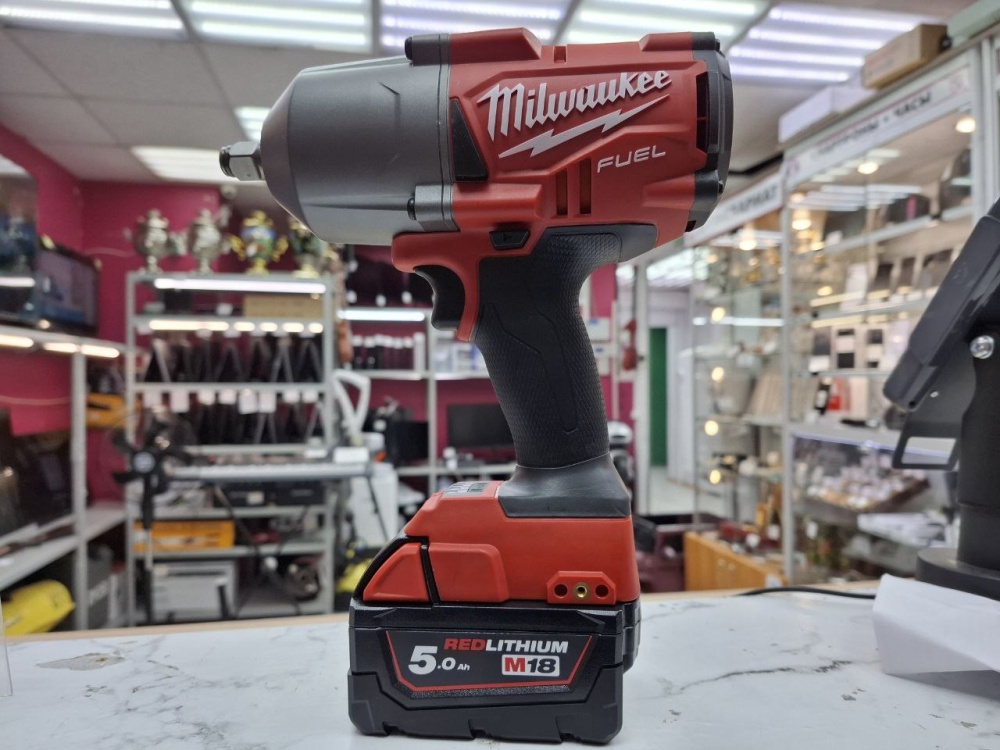 Гайковерт Milwaukee M18