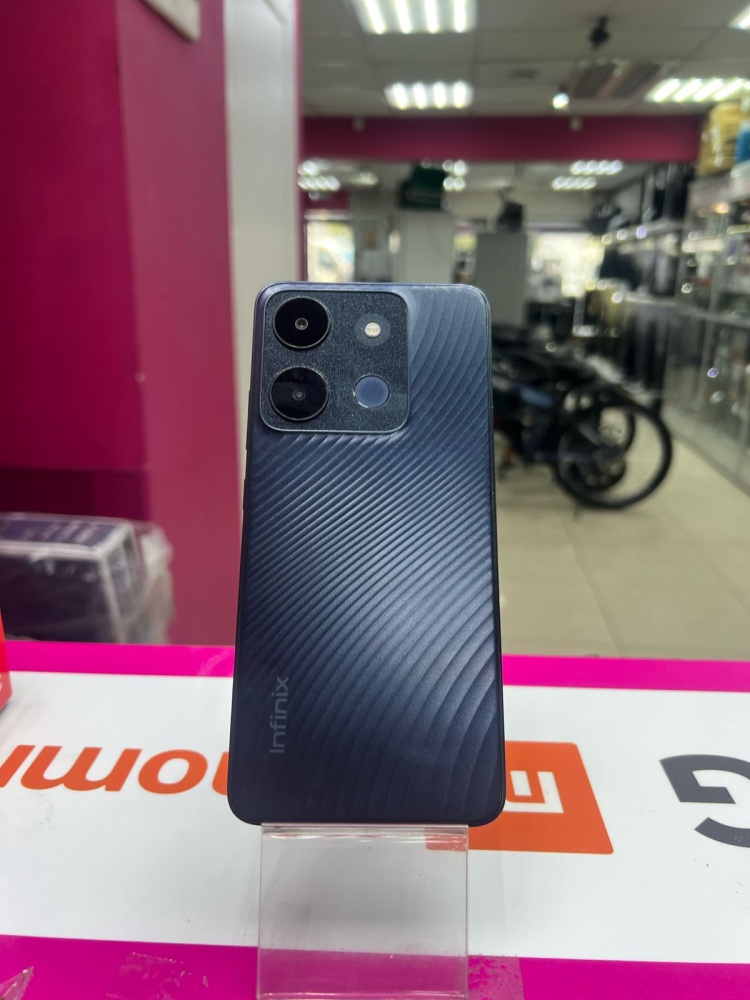 Мобильный телефон Infinix Smart 7 3/64