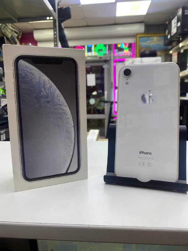 Смартфон iPhone XR 64 Gb