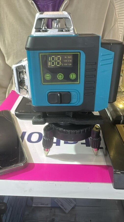 Лазерный уровень Makita