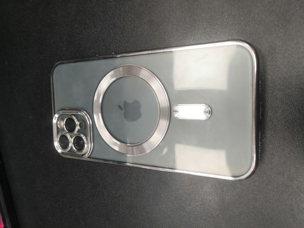 Смартфон iPhone 11 PRO 64 Gb