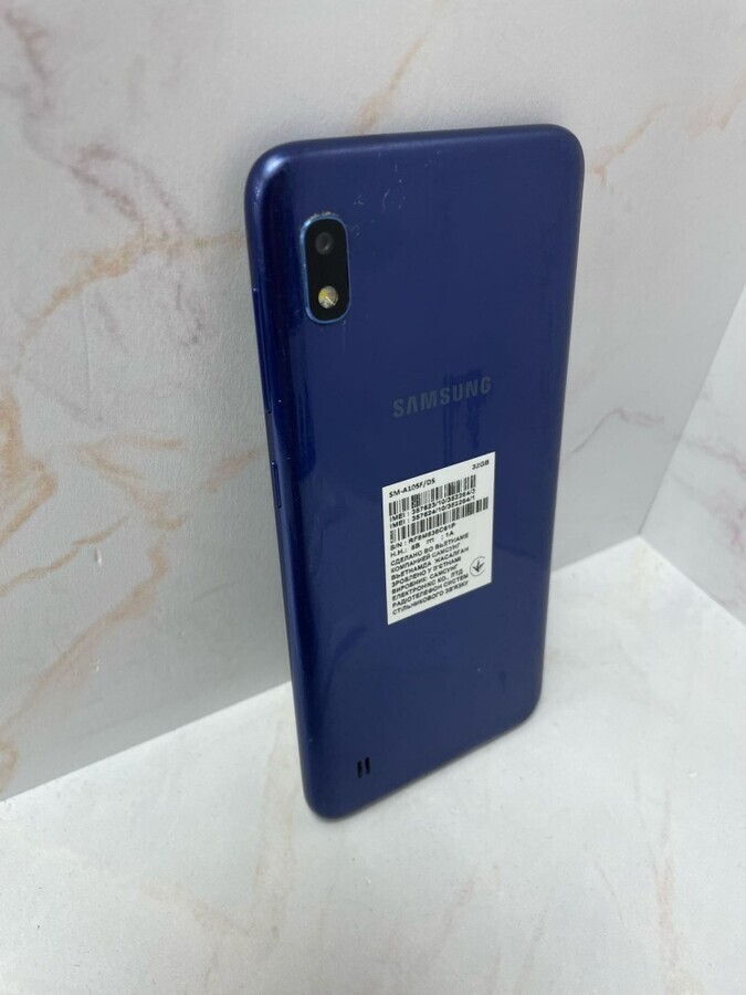 Смартфон Samsung A10 2/32