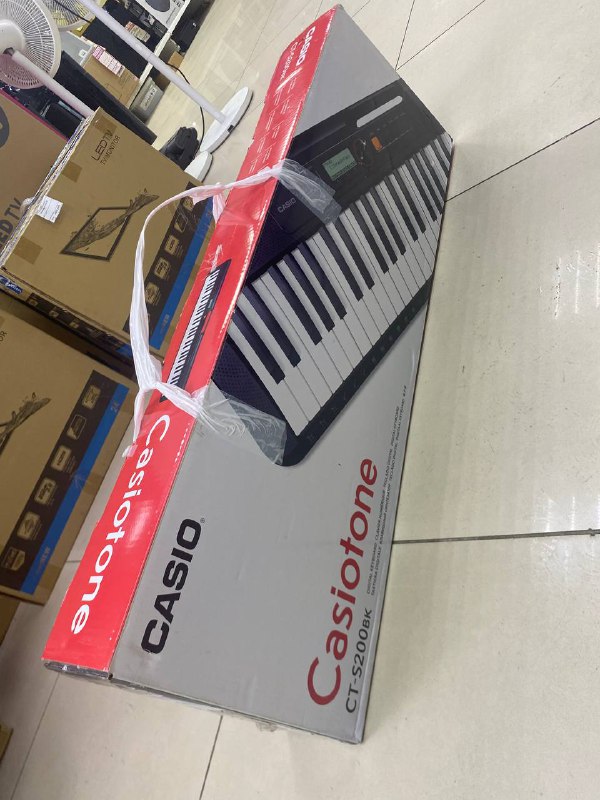 Синтезатор Casiotone CT-S200BK