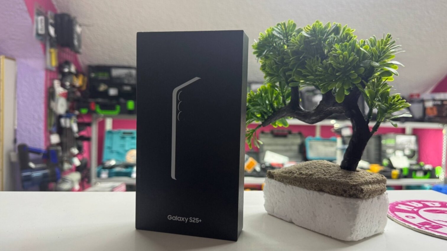 Смартфон Samsung S25 plus 12/256