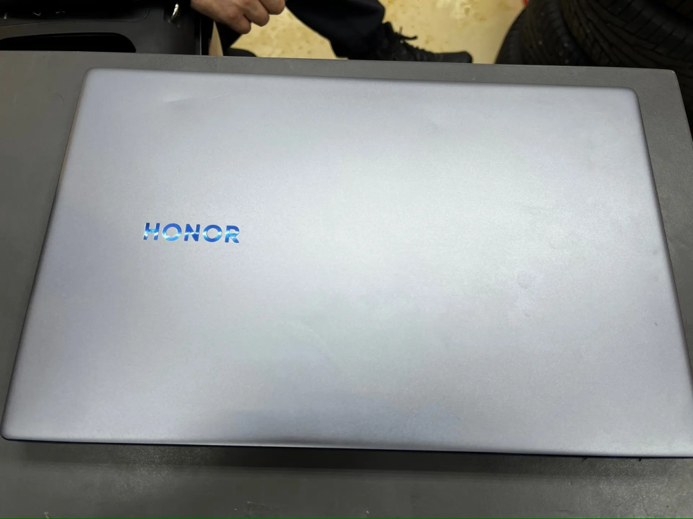 Ноутбук Honor