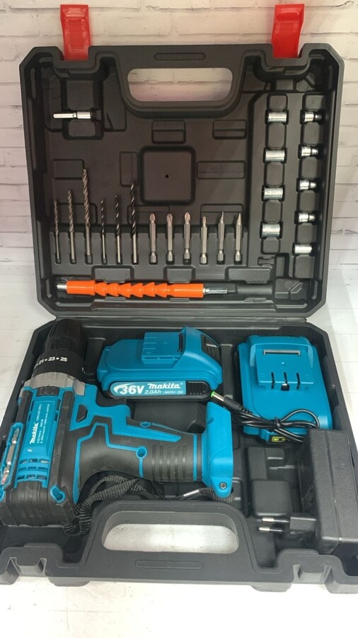 Шуруповерт Makita на акамуляторе