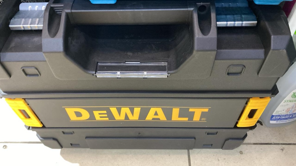 Лазерный уровень DEWALT