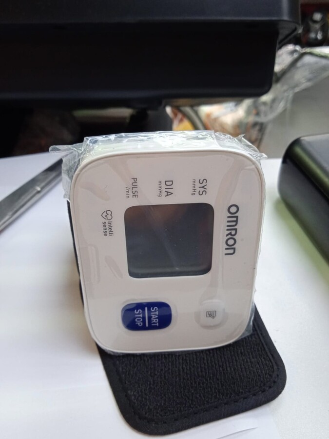 Пульсомер OMRON RS1