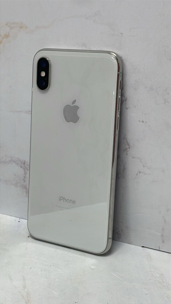 Смартфон iPhone X 64Gb