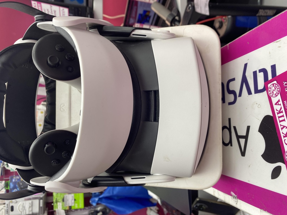 Шлем виртуальной реальности Meta