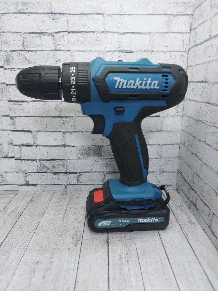 Шуруповерт Mahita ударный