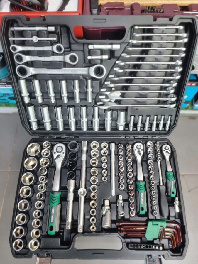 Набор инструментов 151 предмет