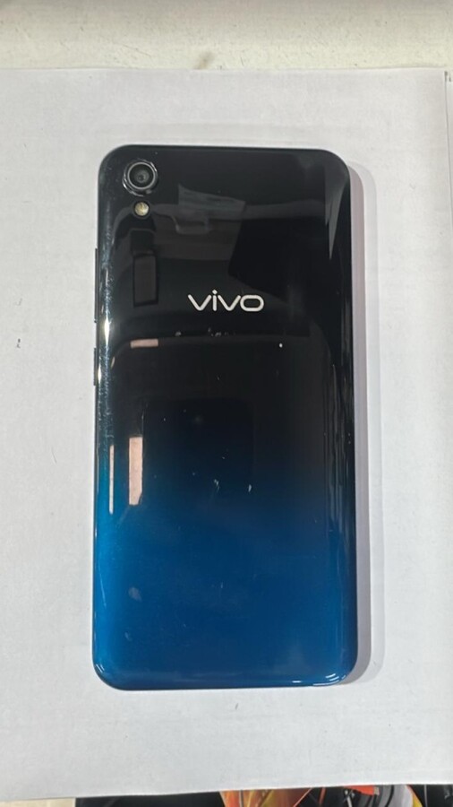 Vivo 1820 2\32