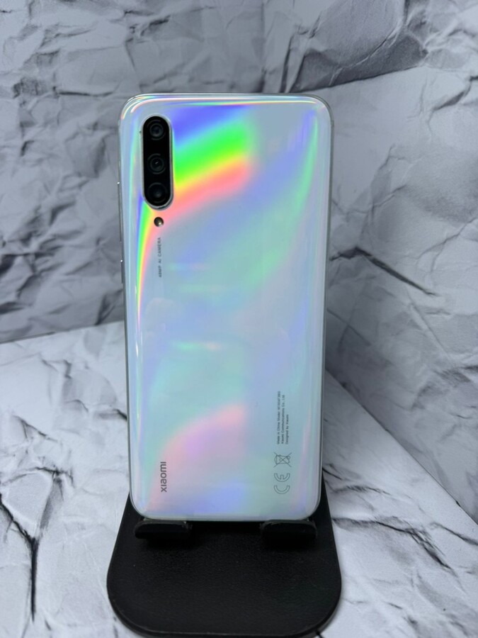 Смартфон Xiaomi 9 Lite 6/64