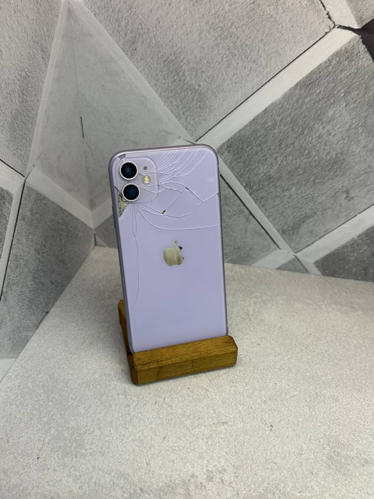 Смартфон iPhone 11 128 Gb