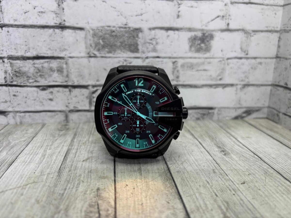 Часы Diesel